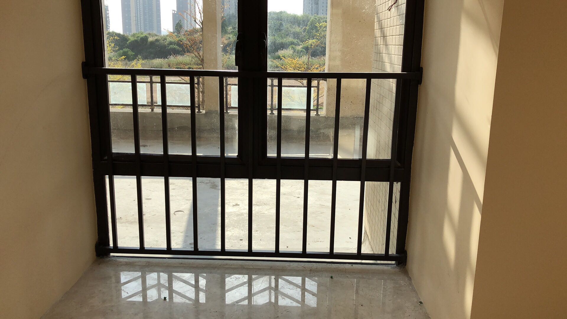 阳台护窗工程案例